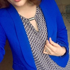 🍀Royal Blue Blazer🍀by So What? In size medium.
